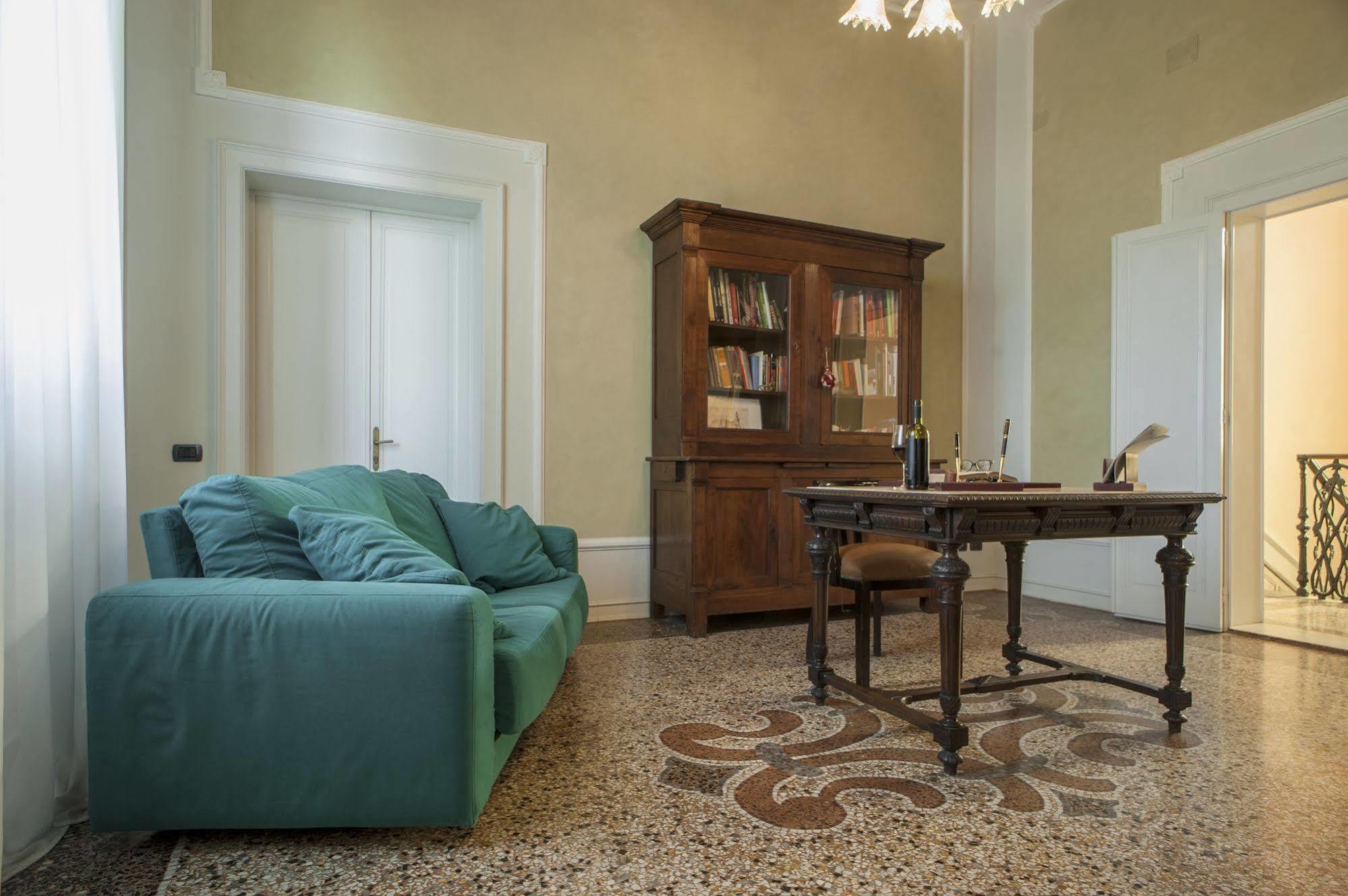 Dimora Storica Ai Casini D'Ardenza B&B Exterior foto