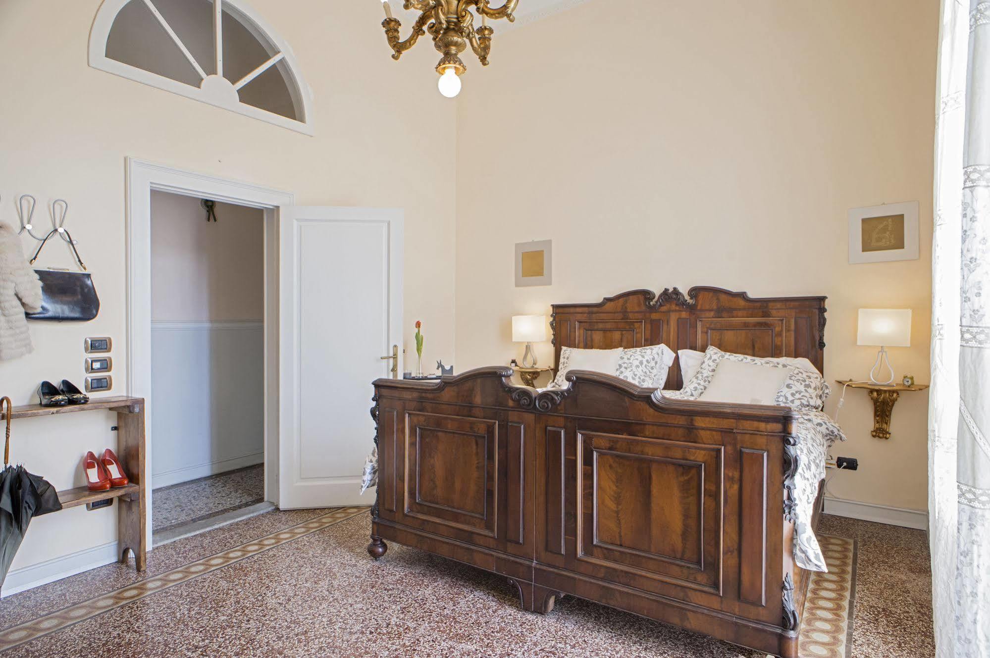 Dimora Storica Ai Casini D'Ardenza B&B Exterior foto